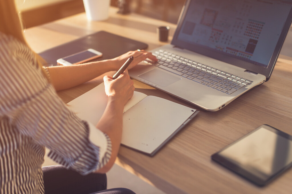Creación de 25 textos SEO completo, con imágenes y optimizado para Artículos de Blog, Facebook, Instagram, Twitter, Whatsapp y SMS